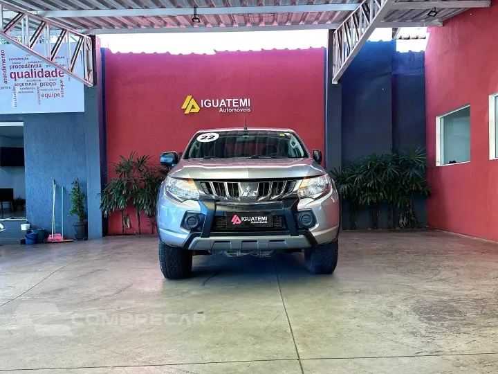 L200 TRITON 2.4 16V TURBO DIESEL OUTDOOR GLS CD 4X4 AUTOMÁTI