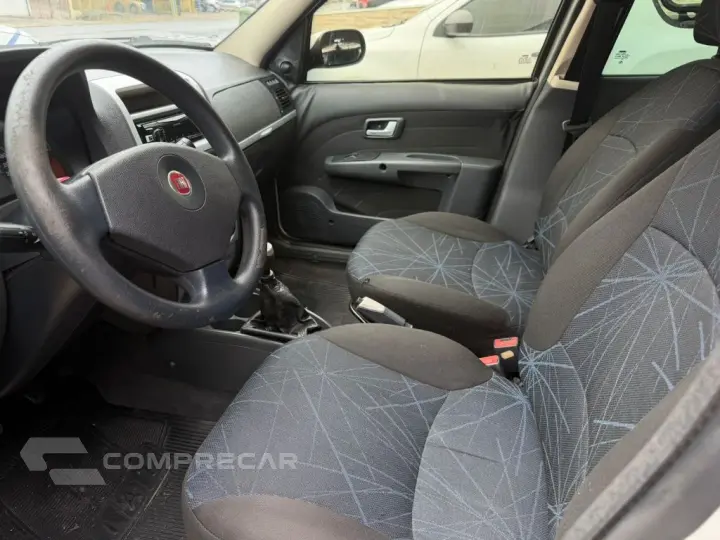 Palio ELX 1.4 Fire/30 Anos F. Flex 8V 4p