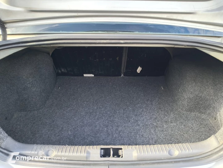 FIESTA 1.6 Rocam Sedan 8V