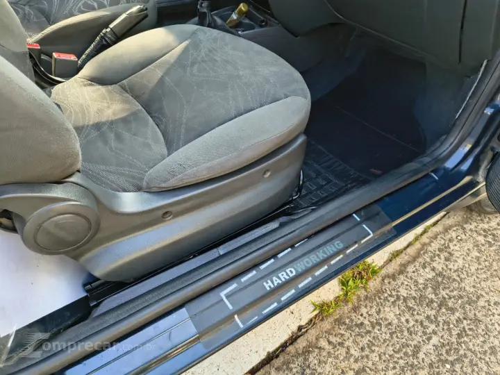 STRADA 1.4 MPI Hard Working CD 8V