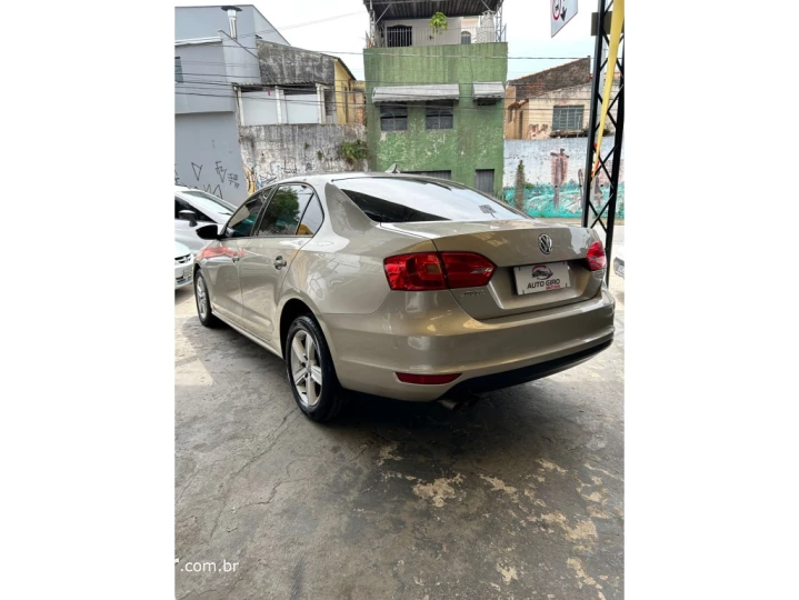JETTA 2.0 COMFORTLINE FLEX 4P TIPTRONIC
