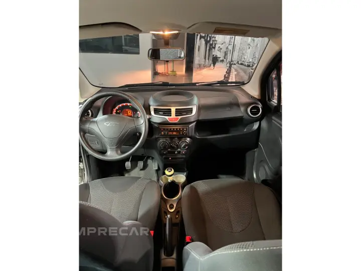 QQ 1.0 MPFI LOOK 12V FLEX 4P MANUAL