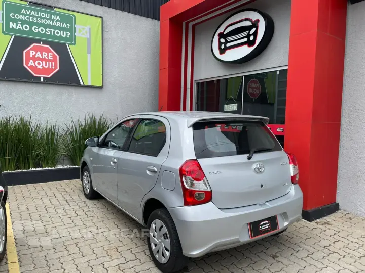 ETIOS 1.5 XS 16V FLEX 4P AUTOMÁTICO