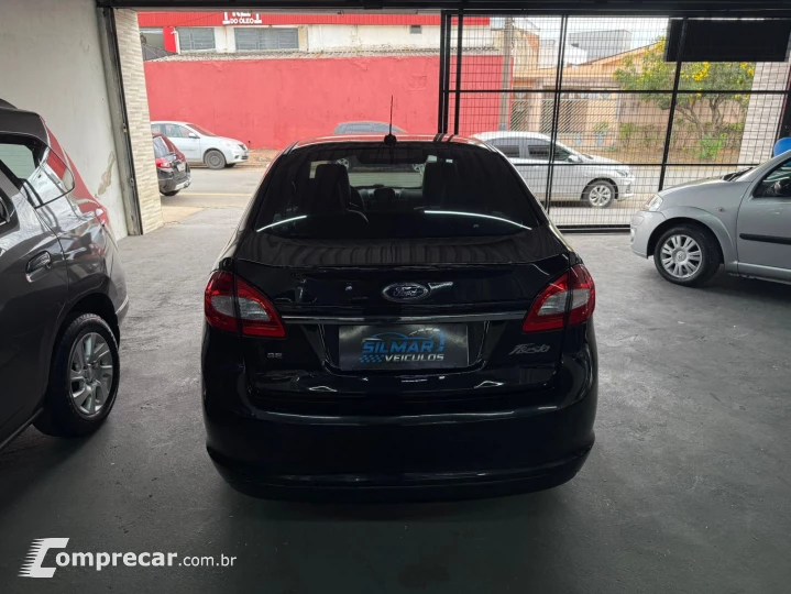 FIESTA 1.6 SE Sedan 16V