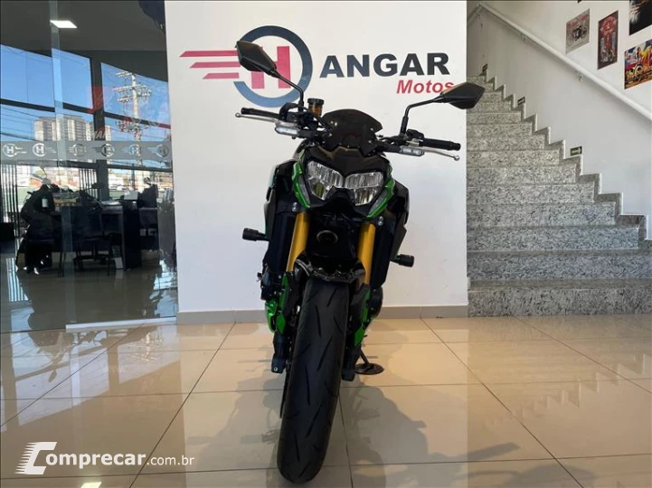 Z900RS R EDITION
