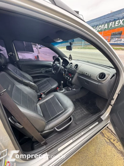SAVEIRO 1.6 Cross CD 16V