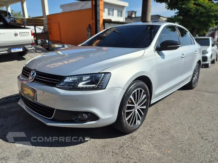 JETTA 2.0 TSI Highline 211cv