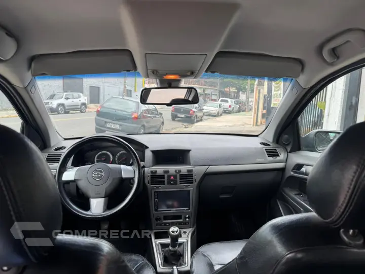 VECTRA 2.0 MPFI GT Hatch 8V