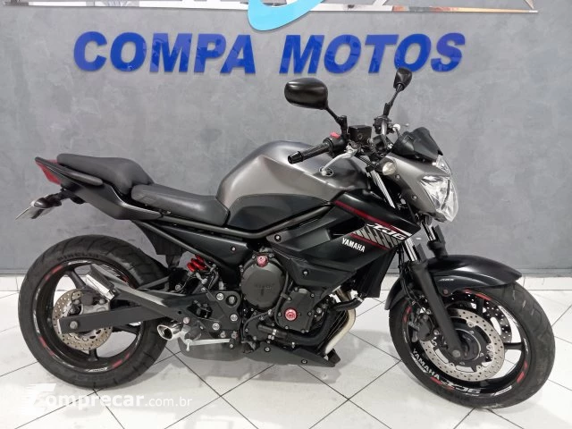 XJ6 N ABS - Naked