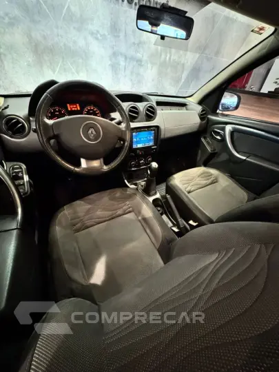 Duster 1.6 16V 4P FLEX TECH ROAD