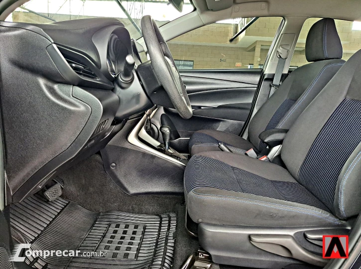 YARIS 1.5 16V Sedan XL Live