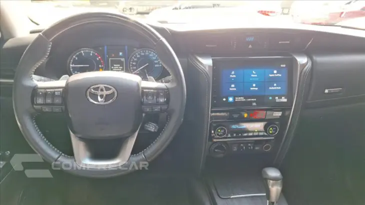 HILUX SW4 2.8 D-4D TURBO DIESEL SRX PLATINUM 7L 4