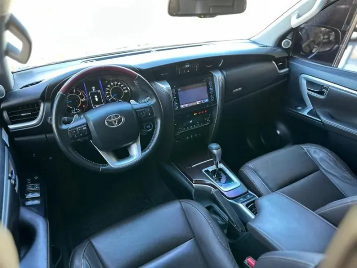 HILUX SWSRXA4FD