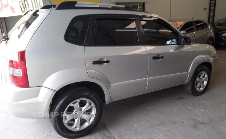 TUCSON 2.0 MPFI GLS 16V 143cv 2WD