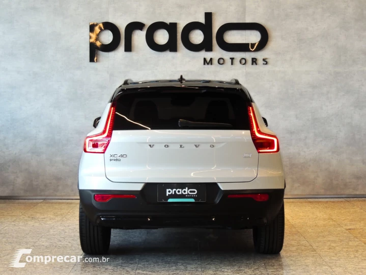 XC40 1.5 T5 Hybrid R-design FWD Geartronic