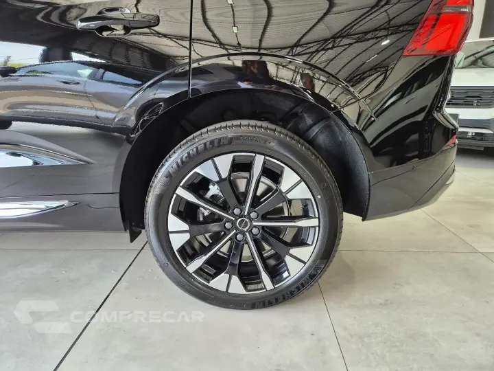 XC60 2.0 T8 PHEV PLUS AWD GEARTRONIC