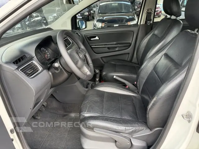 FOX - 1.0 MI 8V 4P MANUAL