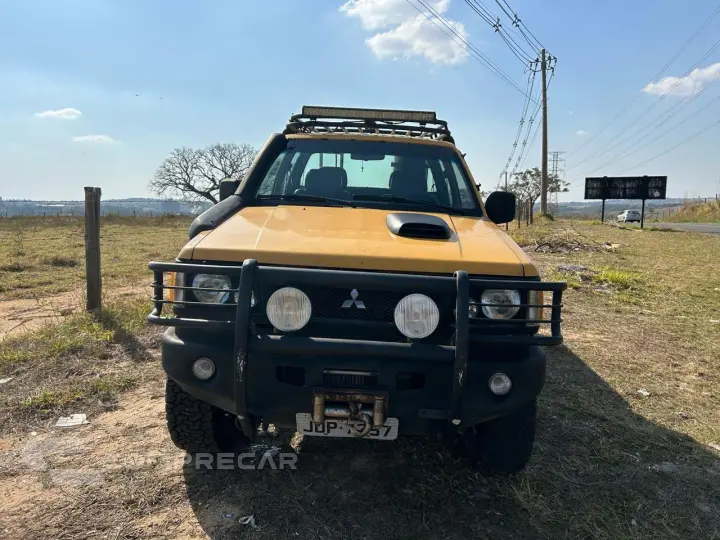 L200 2.5 Savana 4X4 CD 8V Turbo