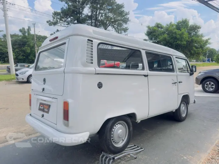 Kombi 1.4 FLEX STD 9 LUGARES