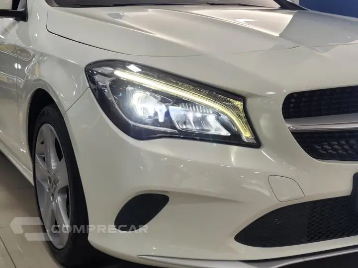 CLA-180 1.6 16V 122cv Aut.