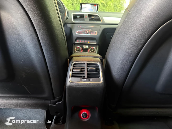 Q3 1.4 TFSI Ambiente Plus S Tronic