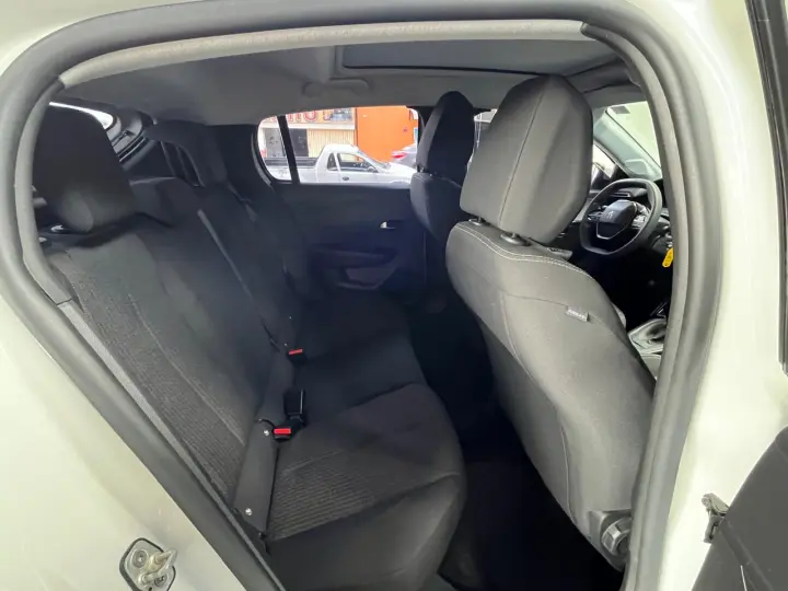 208 1.6 16V Active Pack