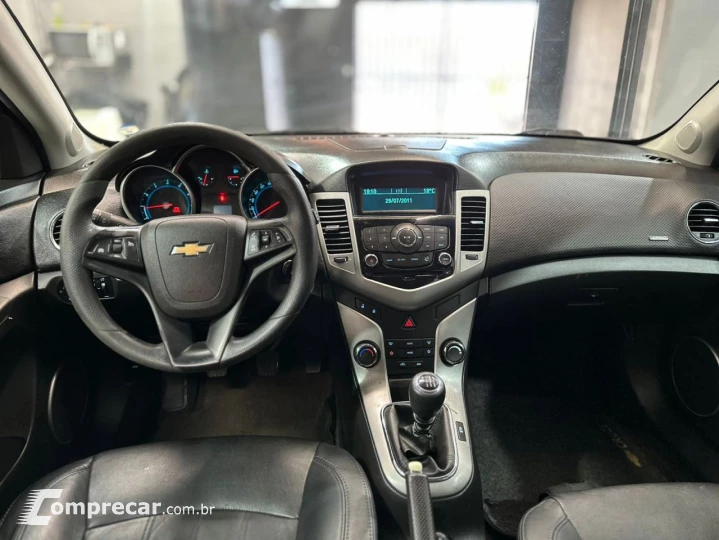 Cruze Hatch 1.8 16V 4P LT SPORT FLEX