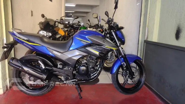 Fazer 250