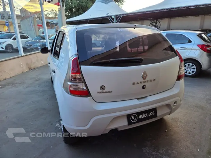 SANDERO