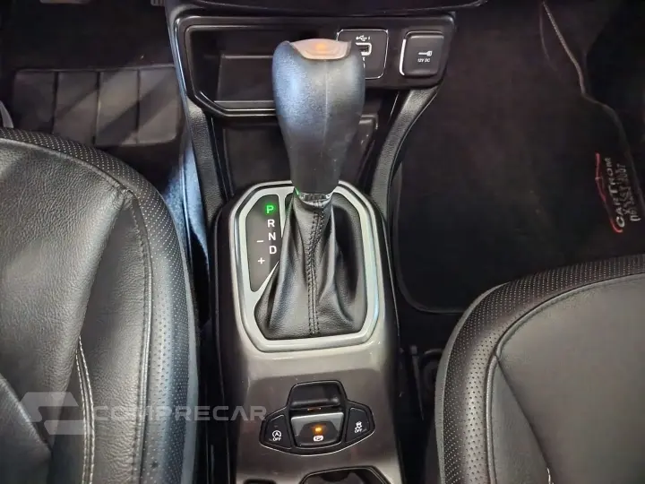 Renegade 1.8 16V Flex Limited 4P Automático