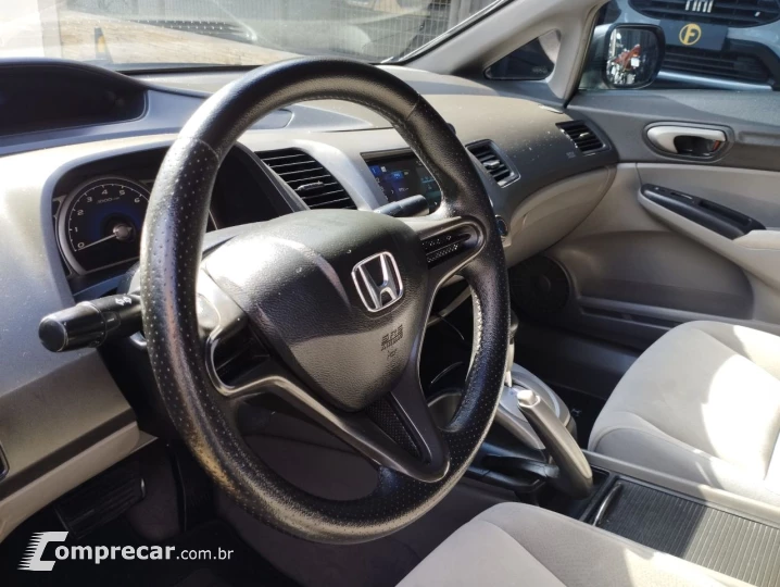 Civic 1.8 16V 4P FLEX LXS AUTOMÁTICO
