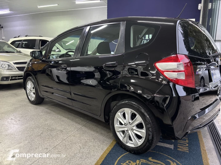 Fit LX 1.4/ 1.4 Flex 8V/16V 5p Mec.