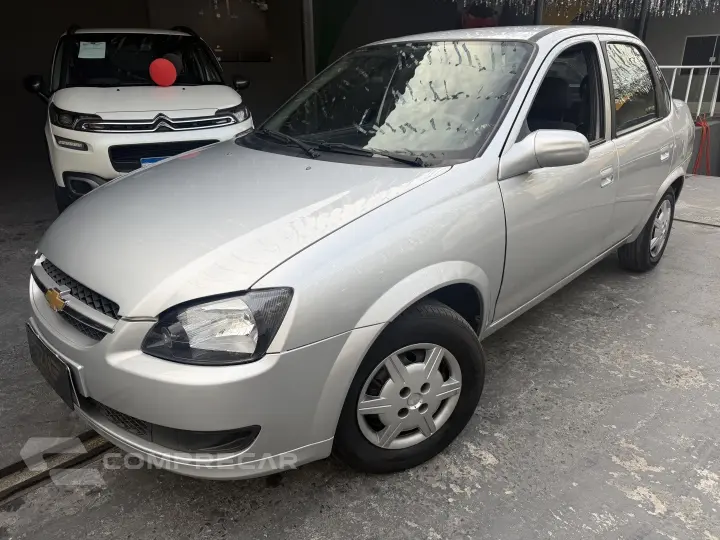 CLASSIC 1.0 MPFI LS 8V FLEX 4P MANUAL