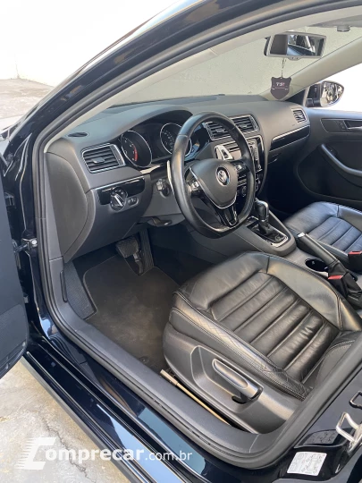 JETTA 2.0 TSI Highline 211cv