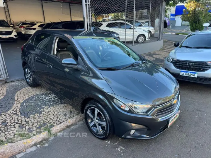 ONIX HATCH LTZ 1.4 8V FlexPower 5p Mec.