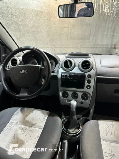 FIESTA 1.0 MPI Class Hatch 8V
