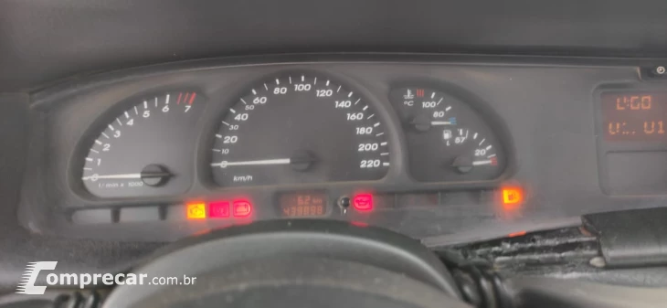 VECTRA 2.2 MPFI GL Milenium 8V