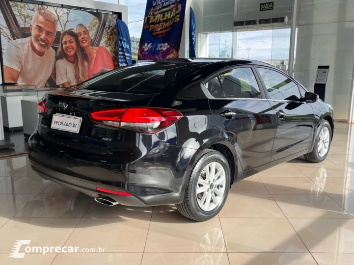 Cerato Sedan 1.6 16V 4P SX AUTOMÁTICO