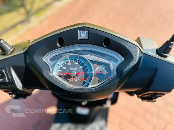 LINDY 125
