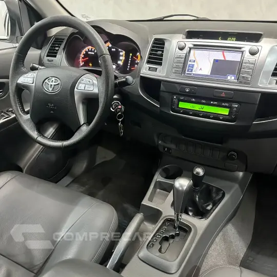 Hilux CD SRV 4x4 2.7 Flex 16V Aut.