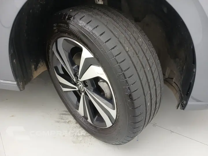VIRTUS 1.0 12V 200 TSI COMFORTLINE FLEX AUTOMÁTICO