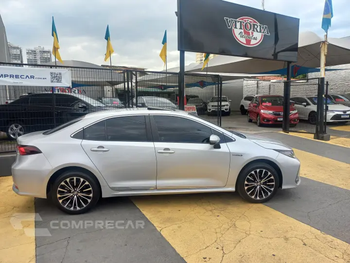 COROLLA 1.8 VVT-I Hybrid Altis Premium