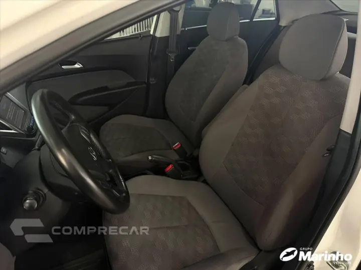 VOYAGE 1.0 12V MPI TOTALFLEX 4P MANUAL