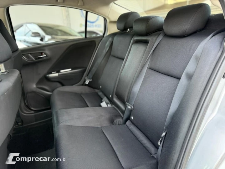 CITY Sedan EX 1.5 Flex 16V 4p Aut.