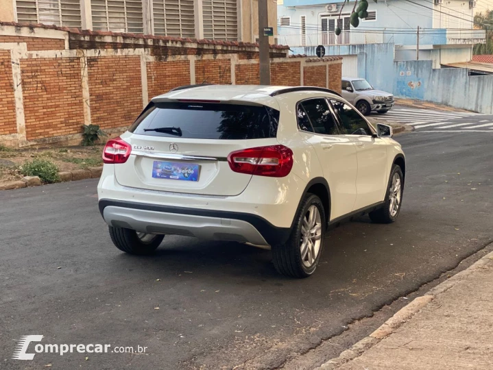 GLA 200 Style 1.6 TB 16V/Flex Aut.