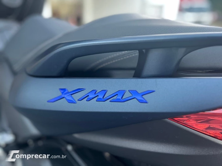 Xmax Abs