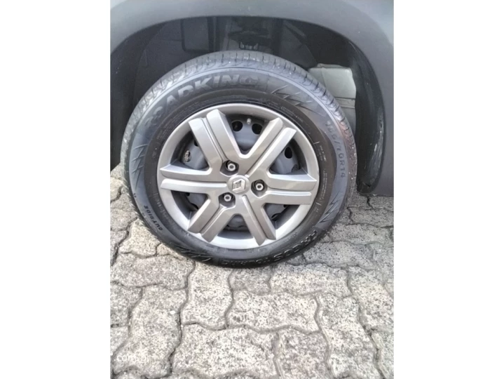 KWID 1.0 12V SCE FLEX ZEN MANUAL