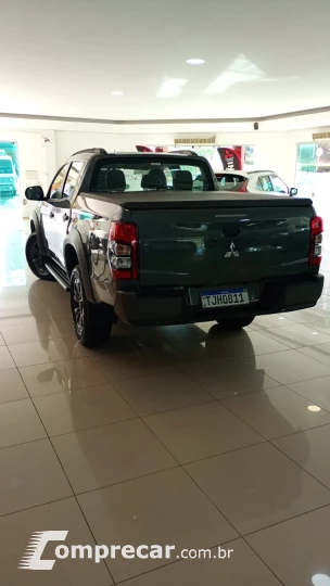 L200 TRITON 2.4 16V Turbo Outdoor HPE CD 4X4