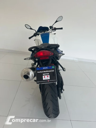 F800 R