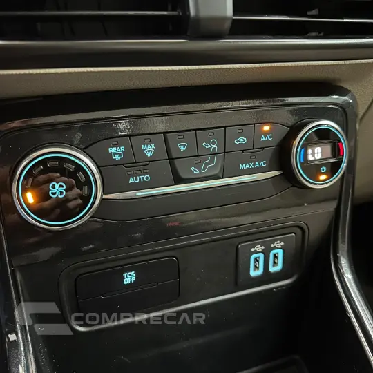 EcoSport TITANIUM 1.5 12V Flex 5p Aut.